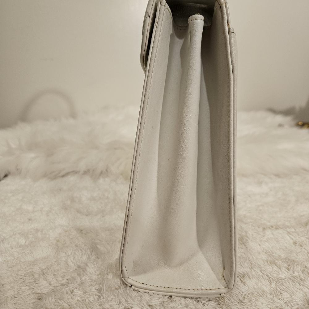 Rare 1940's Givenchy Kelly Style Bag. Rare. Never carried!!! - Picture 5 of 8